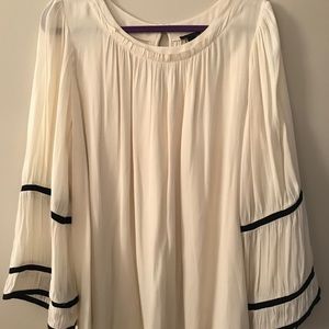 Women’s Ann Taylor Blouse